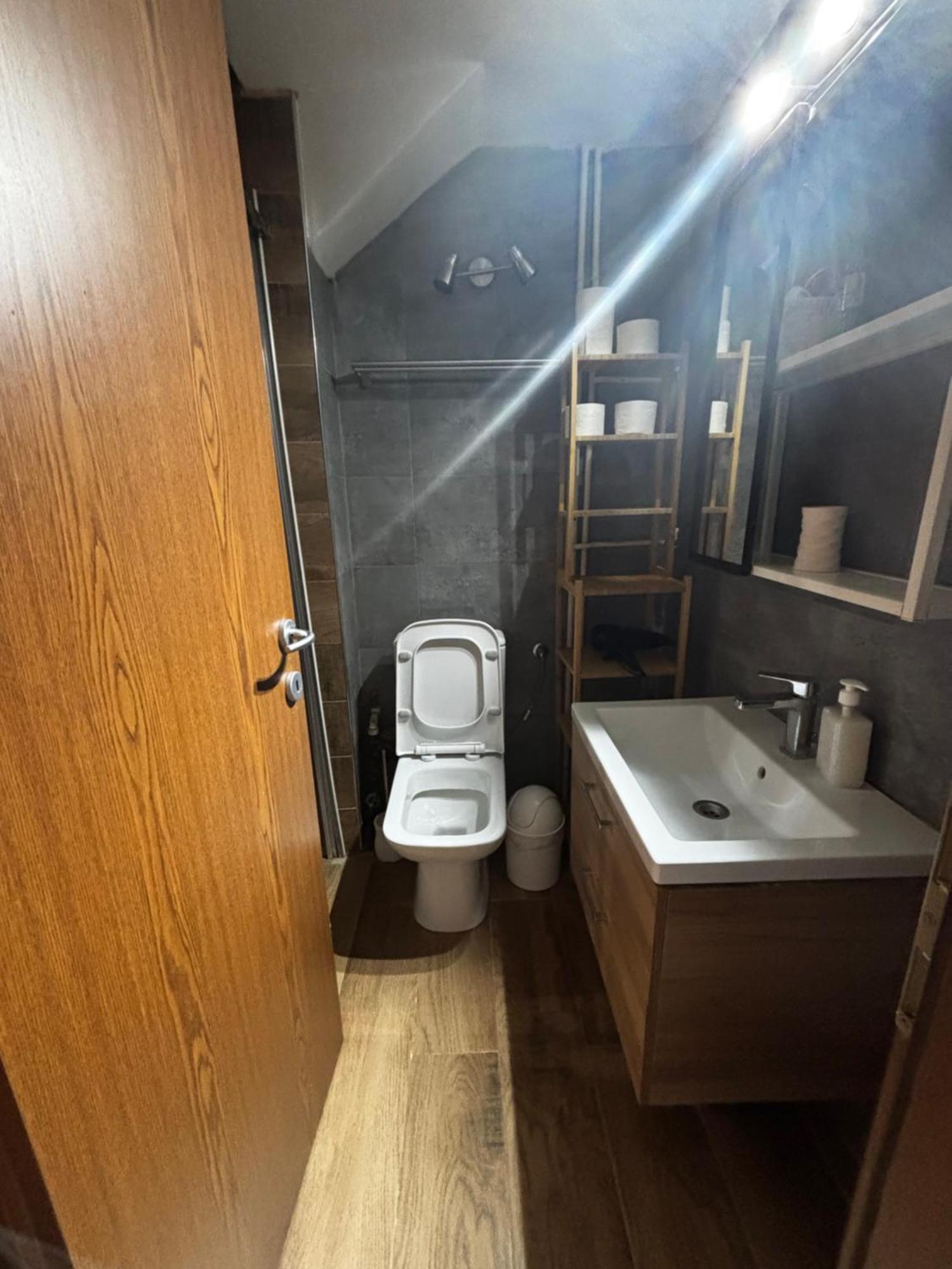 Central Skopje Apartment エクステリア 写真
